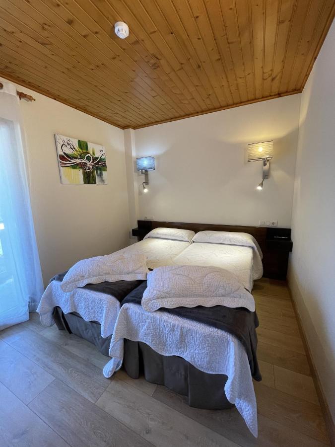Hotel Avet La Coma I La Pedra Exteriér fotografie