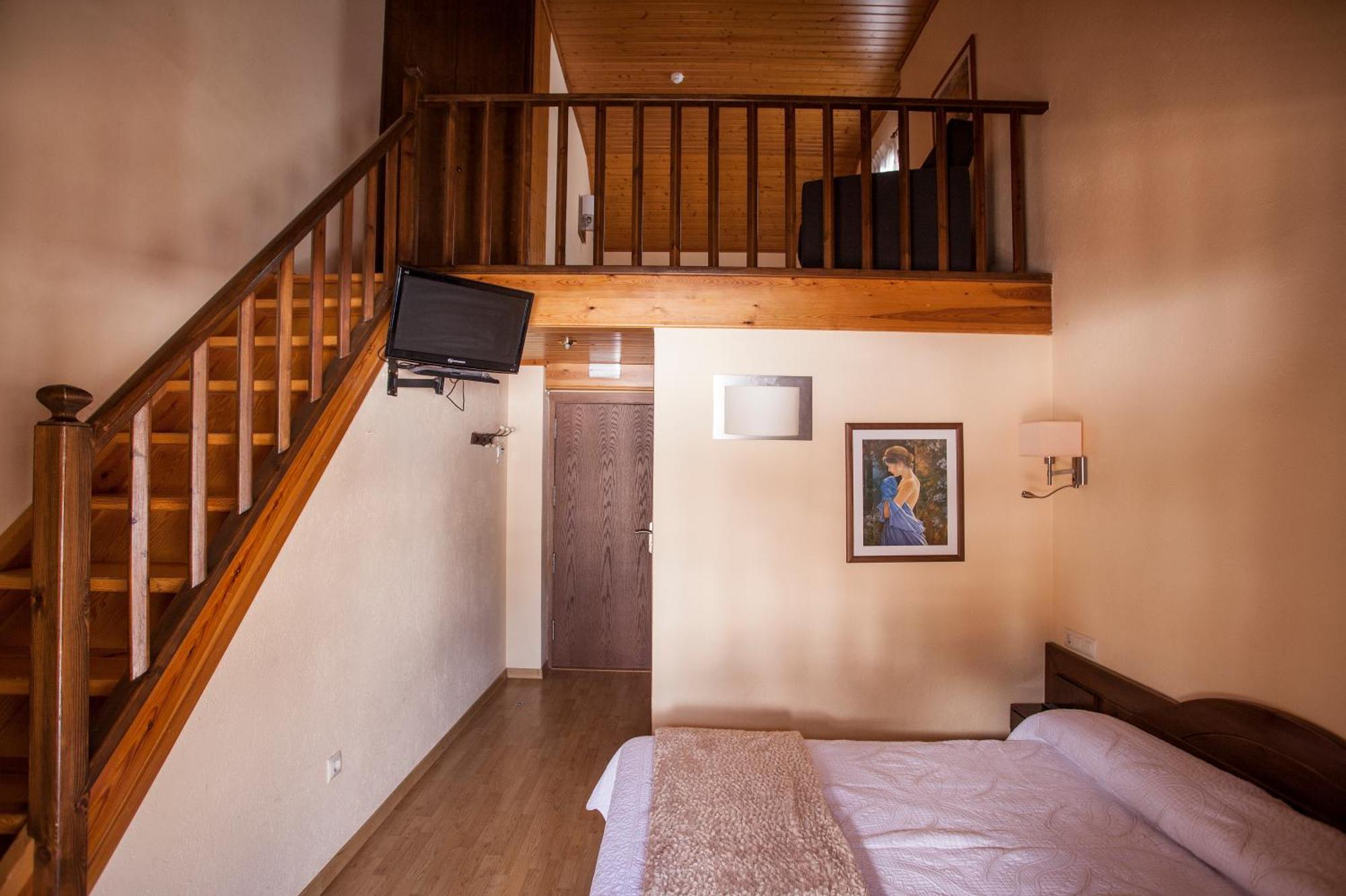 Hotel Avet La Coma I La Pedra Exteriér fotografie
